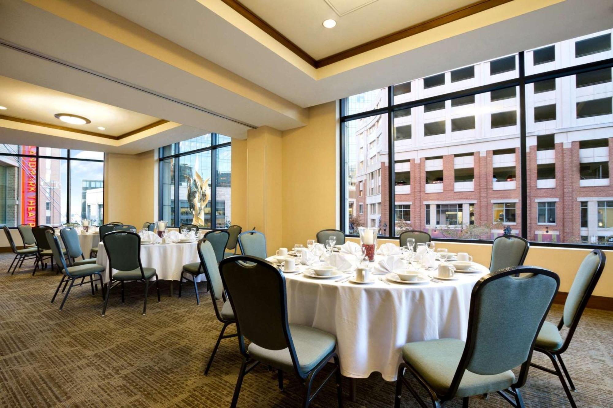Hilton Garden Inn Baltimore Inner Harbor Extérieur photo
